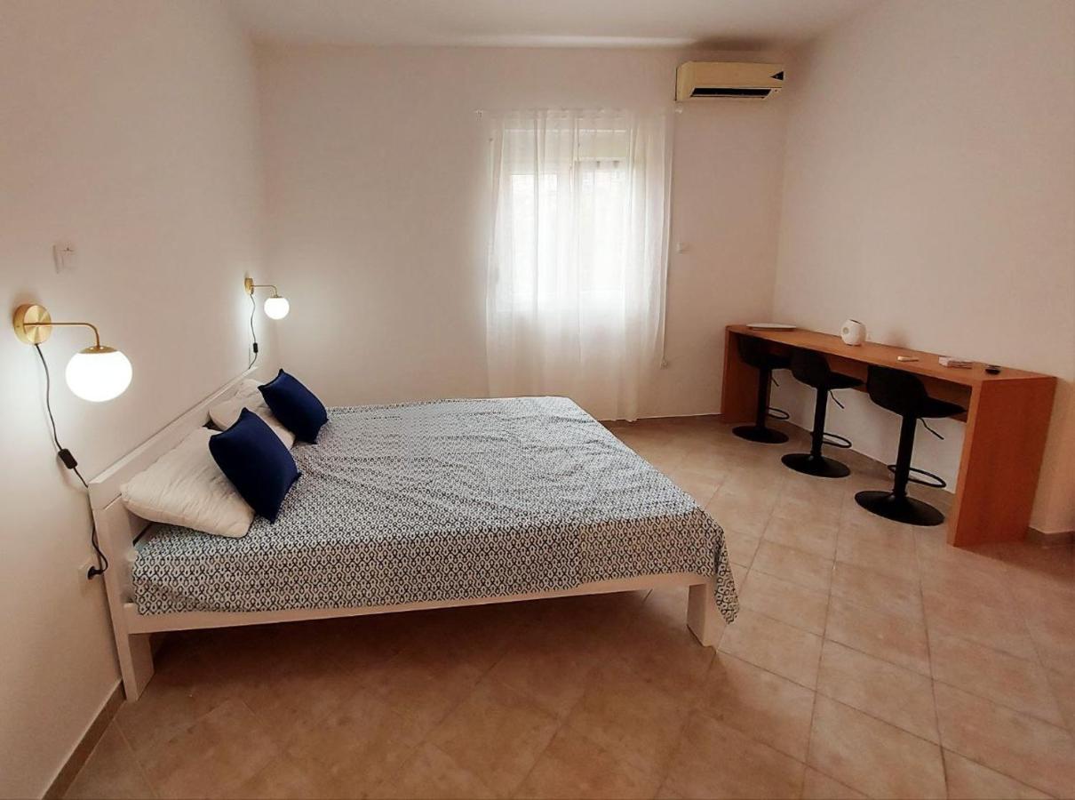 Apartmani Radovic Bijela Luaran gambar