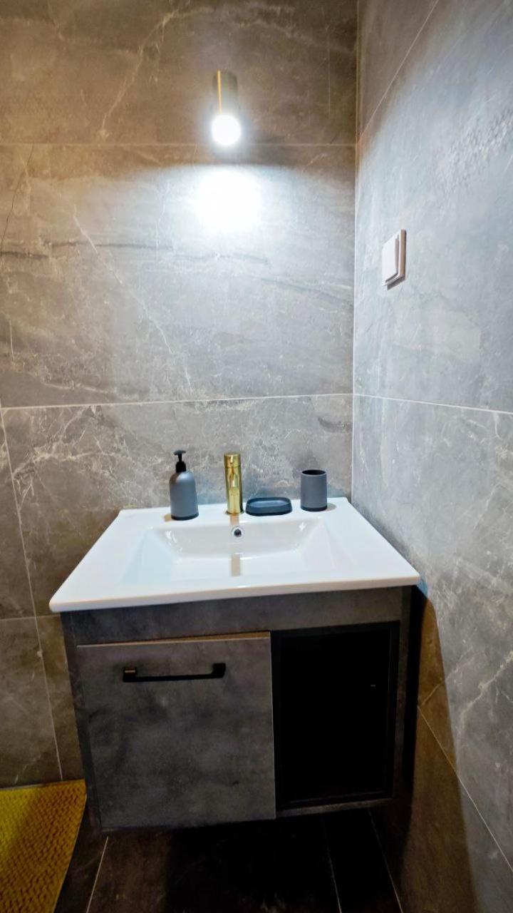 Apartmani Radovic Bijela Luaran gambar