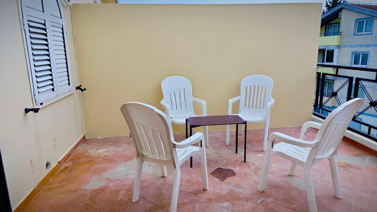 Apartmani Radovic Bijela Luaran gambar